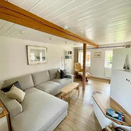 Instenhuus Lejlighed *